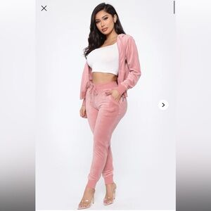 Women's velour lounge set - pink